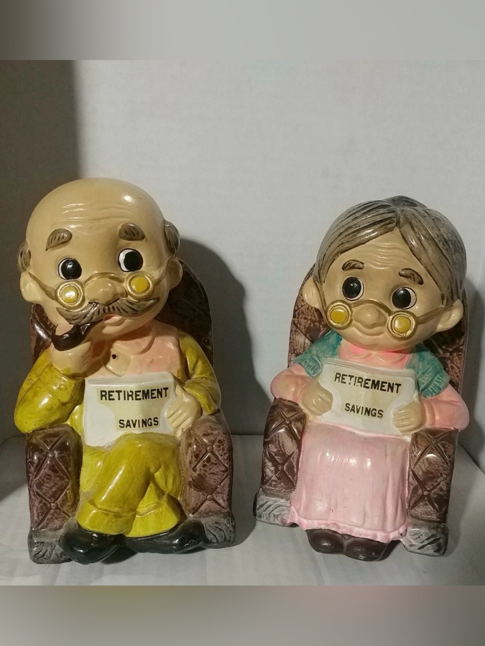 GUC~Vintage Grandma & Grandpa Rocking Chair Retirement Savings Ceramic Coin Bank